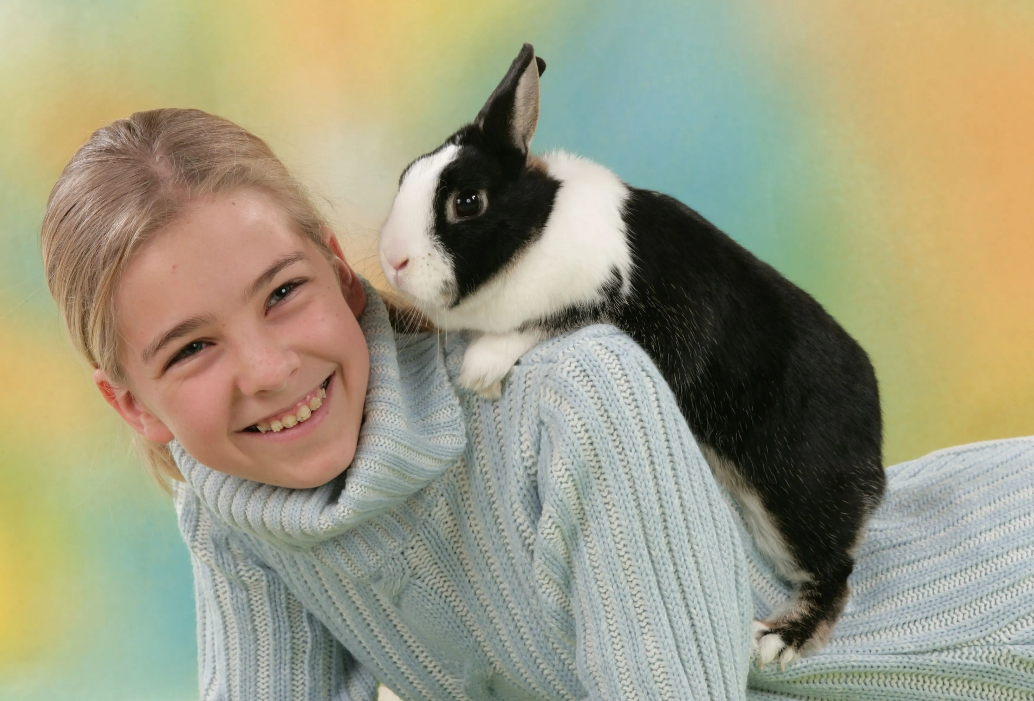 Mädchen mit Kaninchen